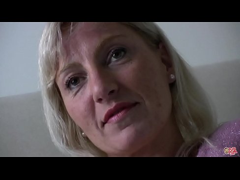 ❤️ A 'mhàthair a tha sinn uile fucked ... Lady, giùlan fhèin! ❤ Super porn aig gd.sex-porntube.ru ❤